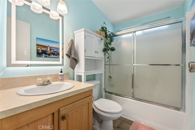 5815 E La Palma 302, Anaheim, CA 92807