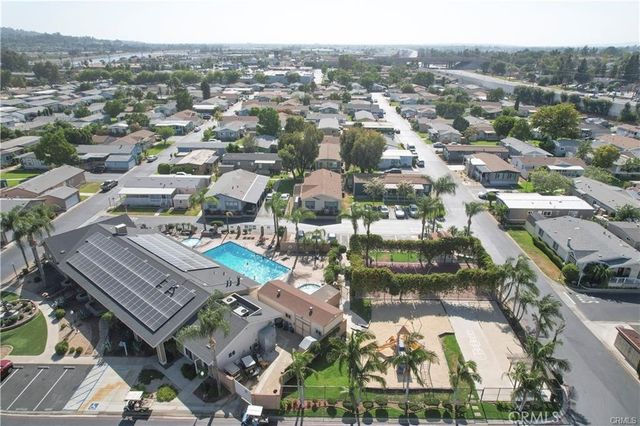 5815 E La Palma 302, Anaheim, CA 92807