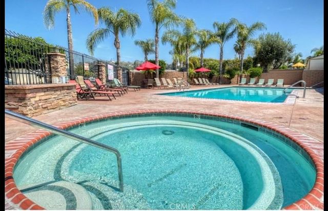 5815 E La Palma 302, Anaheim, CA 92807