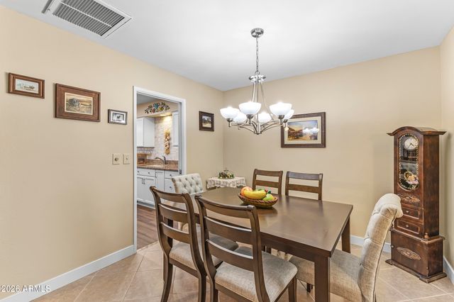 10410 W FLORIADE Drive, Sun City, AZ 85351