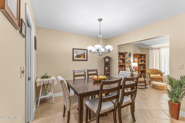 10410 W FLORIADE Drive, Sun City, AZ 85351