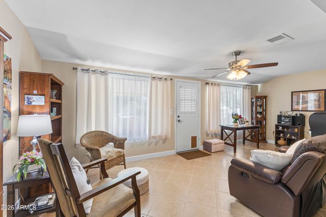 10410 W FLORIADE Drive, Sun City, AZ 85351