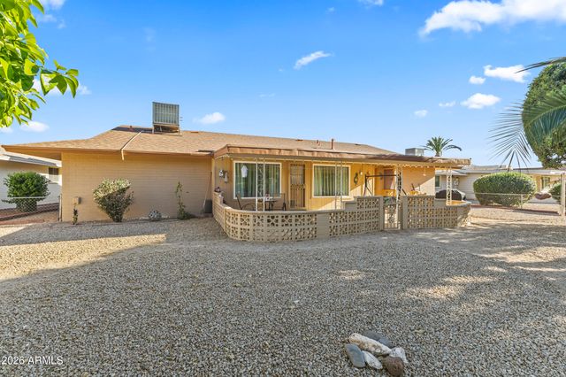 10410 W FLORIADE Drive, Sun City, AZ 85351