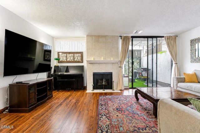 714 N Howard H, Glendale, CA 91206