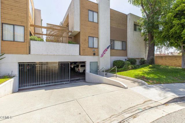 714 N Howard H, Glendale, CA 91206