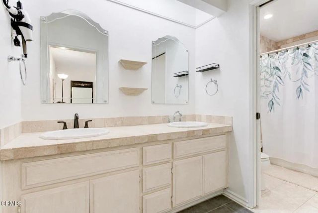 714 N Howard H, Glendale, CA 91206