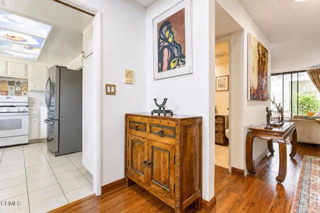 714 N Howard H, Glendale, CA 91206
