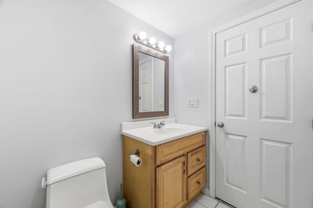 18 Freedom Hollow 18, Salem, MA 01970