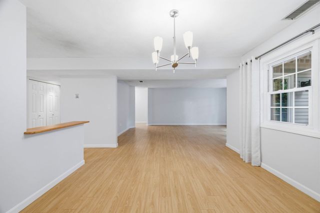 18 Freedom Hollow 18, Salem, MA 01970