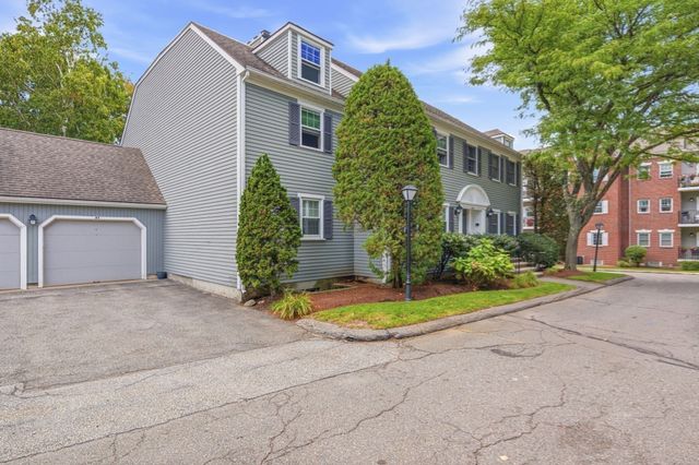 18 Freedom Hollow 18, Salem, MA 01970