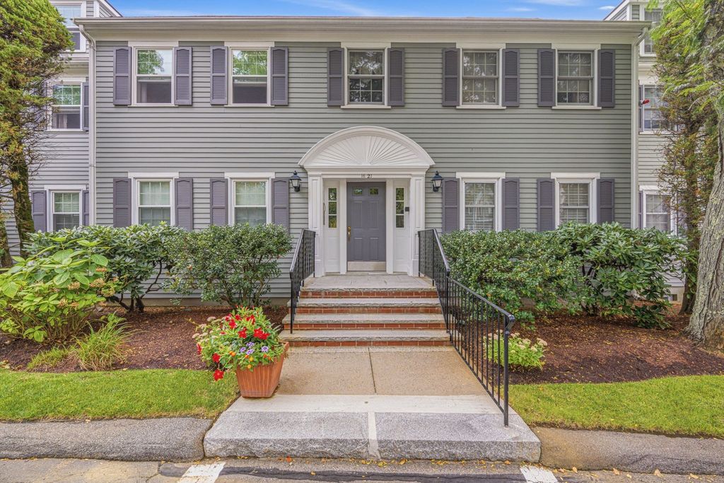 18 Freedom Hollow 18, Salem, MA 01970