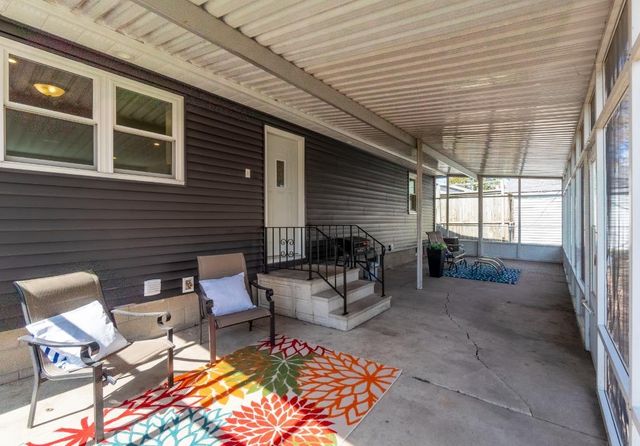 727 Progress Avenue, Waterloo, IA 50701