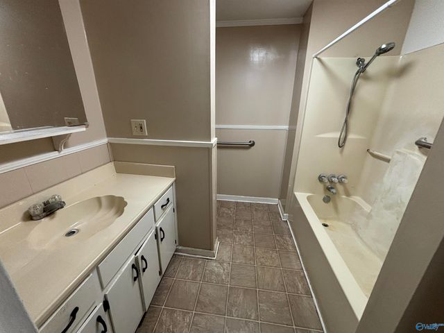 2025 Cleveland Avenue SW, Decatur, AL 35601