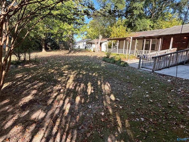 2025 Cleveland Avenue SW, Decatur, AL 35601