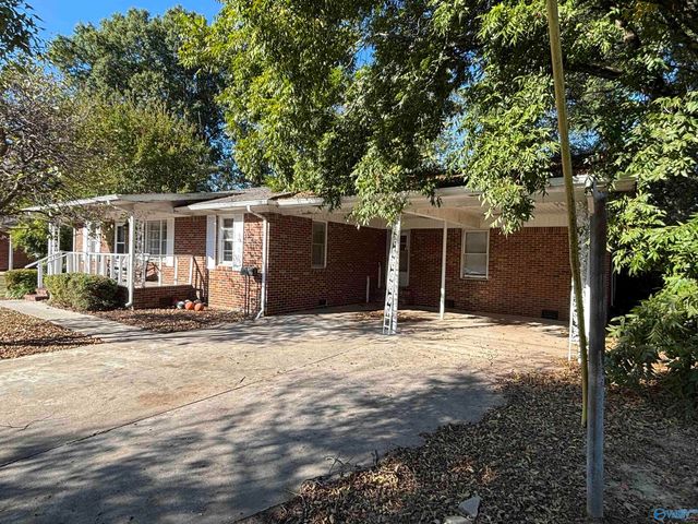 2025 Cleveland Avenue SW, Decatur, AL 35601