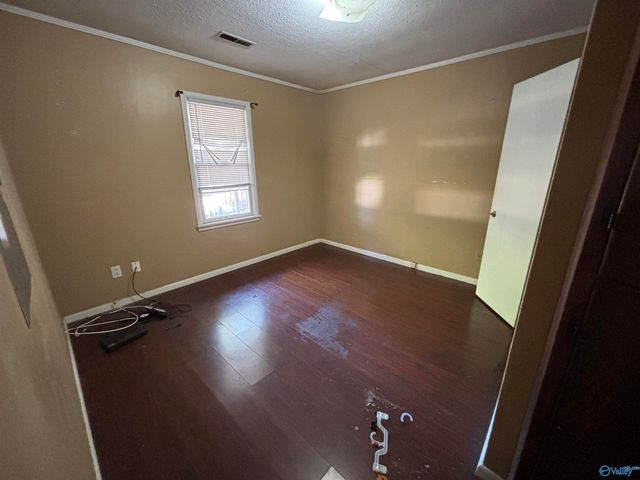 2025 Cleveland Avenue SW, Decatur, AL 35601
