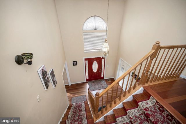 9309 E CARONDELET DR, Manassas Park, VA 20111