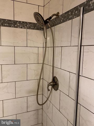 9309 E CARONDELET DR, Manassas Park, VA 20111