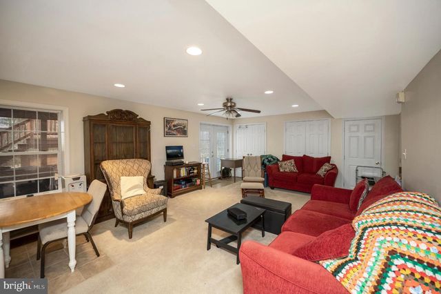 9309 E CARONDELET DR, Manassas Park, VA 20111