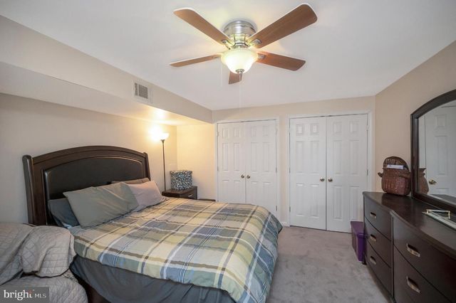 9309 E CARONDELET DR, Manassas Park, VA 20111