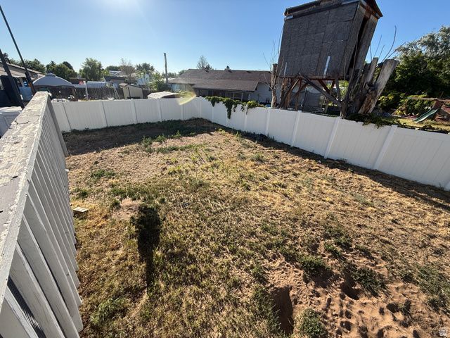669 W 725 N, Clearfield, UT 84015
