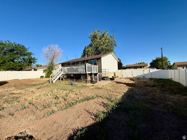 669 W 725 N, Clearfield, UT 84015
