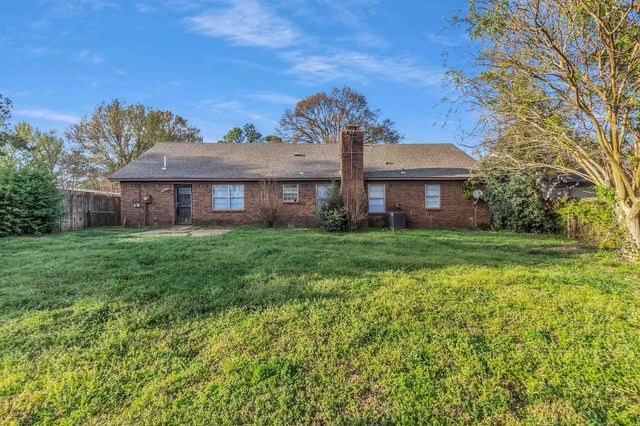 5279 PATRICK HENRY DR, Memphis, TN 38134