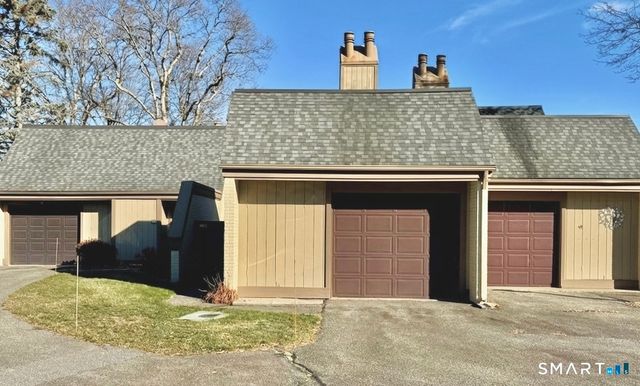 85 Viscount Drive 13B, Milford, CT 06460
