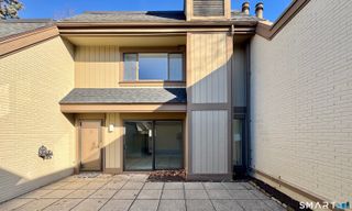 85 Viscount Drive 13B, Milford, CT 06460