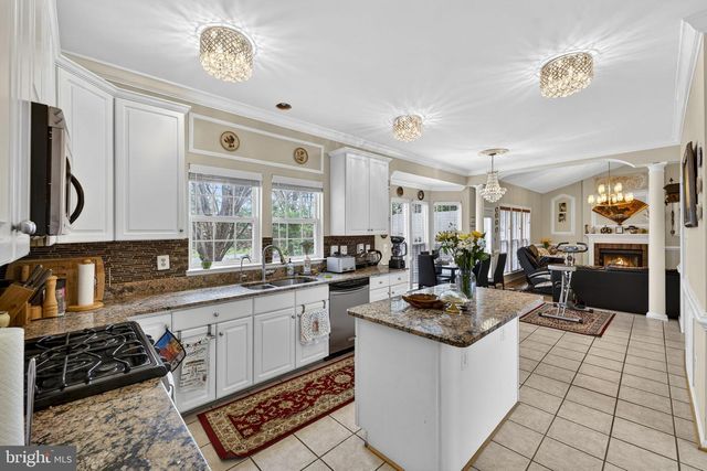 47435 COURTNEY LN, Sterling, VA 20165