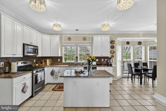 47435 COURTNEY LN, Sterling, VA 20165