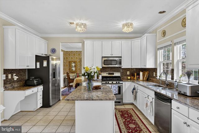 47435 COURTNEY LN, Sterling, VA 20165