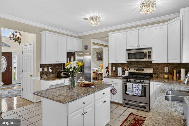 47435 COURTNEY LN, Sterling, VA 20165