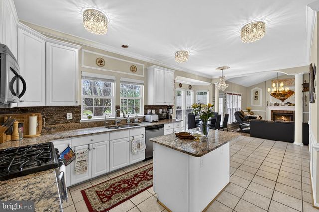 47435 COURTNEY LN, Sterling, VA 20165