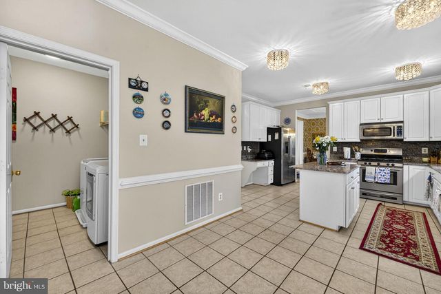 47435 COURTNEY LN, Sterling, VA 20165