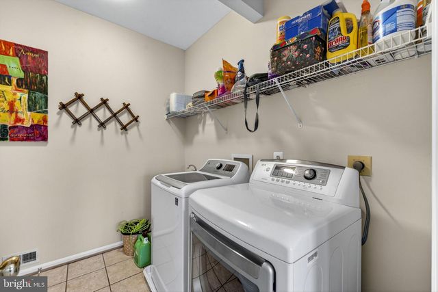 47435 COURTNEY LN, Sterling, VA 20165