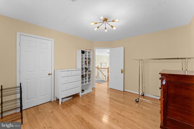 47435 COURTNEY LN, Sterling, VA 20165