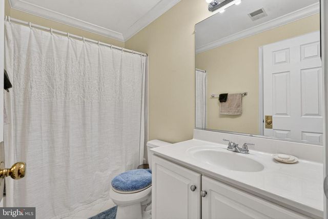 47435 COURTNEY LN, Sterling, VA 20165