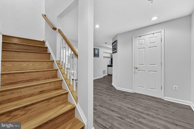 47435 COURTNEY LN, Sterling, VA 20165