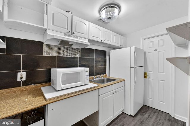 47435 COURTNEY LN, Sterling, VA 20165