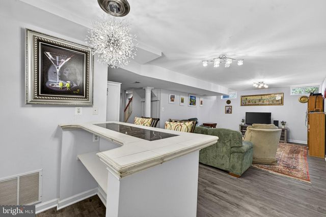 47435 COURTNEY LN, Sterling, VA 20165