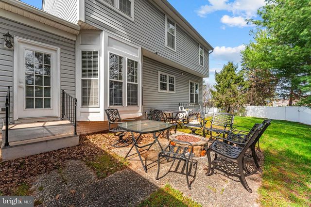 47435 COURTNEY LN, Sterling, VA 20165