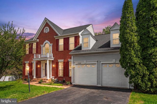 47435 COURTNEY LN, Sterling, VA 20165