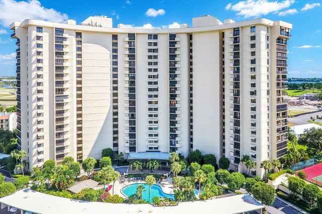2450 Presidential Way 1405, West Palm Beach, FL 33401