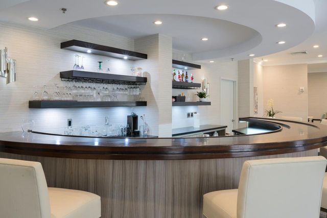 2450 Presidential Way 1405, West Palm Beach, FL 33401