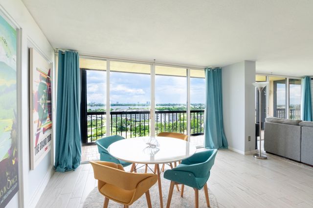 2450 Presidential Way 1405, West Palm Beach, FL 33401
