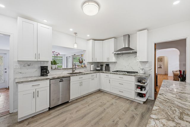 2703 Fillmore Street, Hollywood, FL 33020