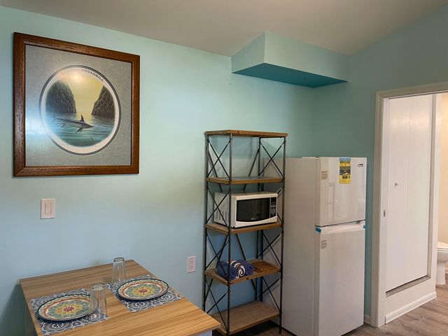 2703 Fillmore Street, Hollywood, FL 33020