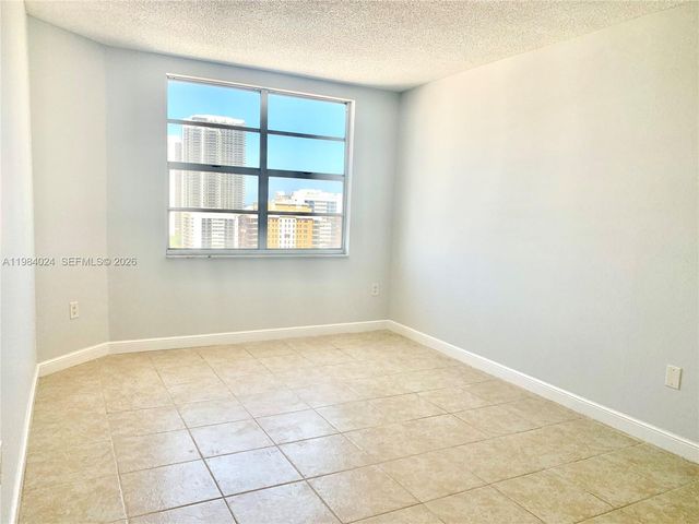 1985 S Ocean Dr 21K, Hallandale Beach, FL 33009