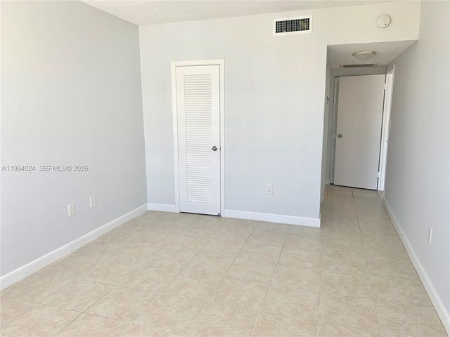 1985 S Ocean Dr 21K, Hallandale Beach, FL 33009